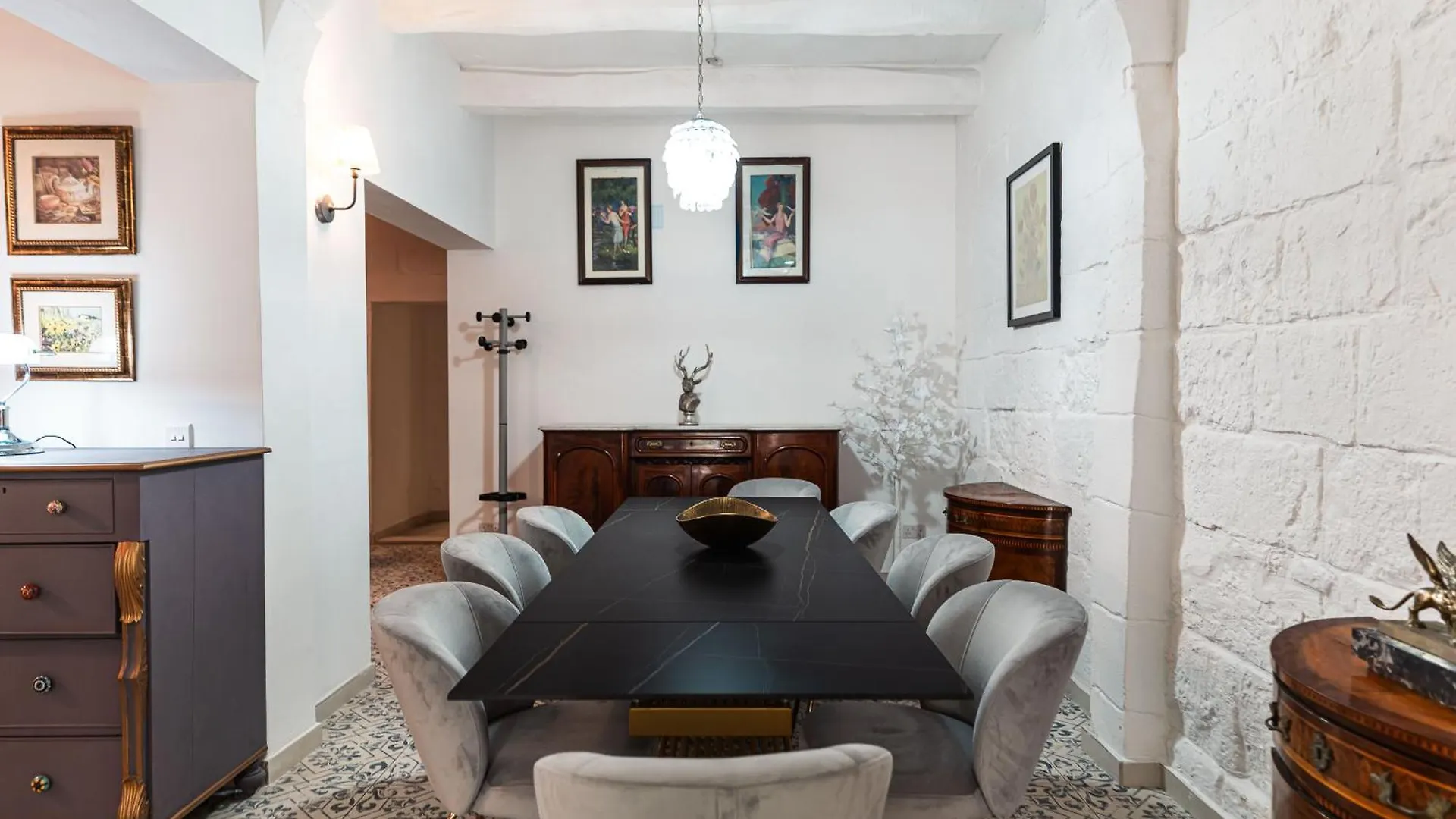 Suite 5 At Palazzo Seraphim Boutique Living In St Julians San Giuliano Affittacamere