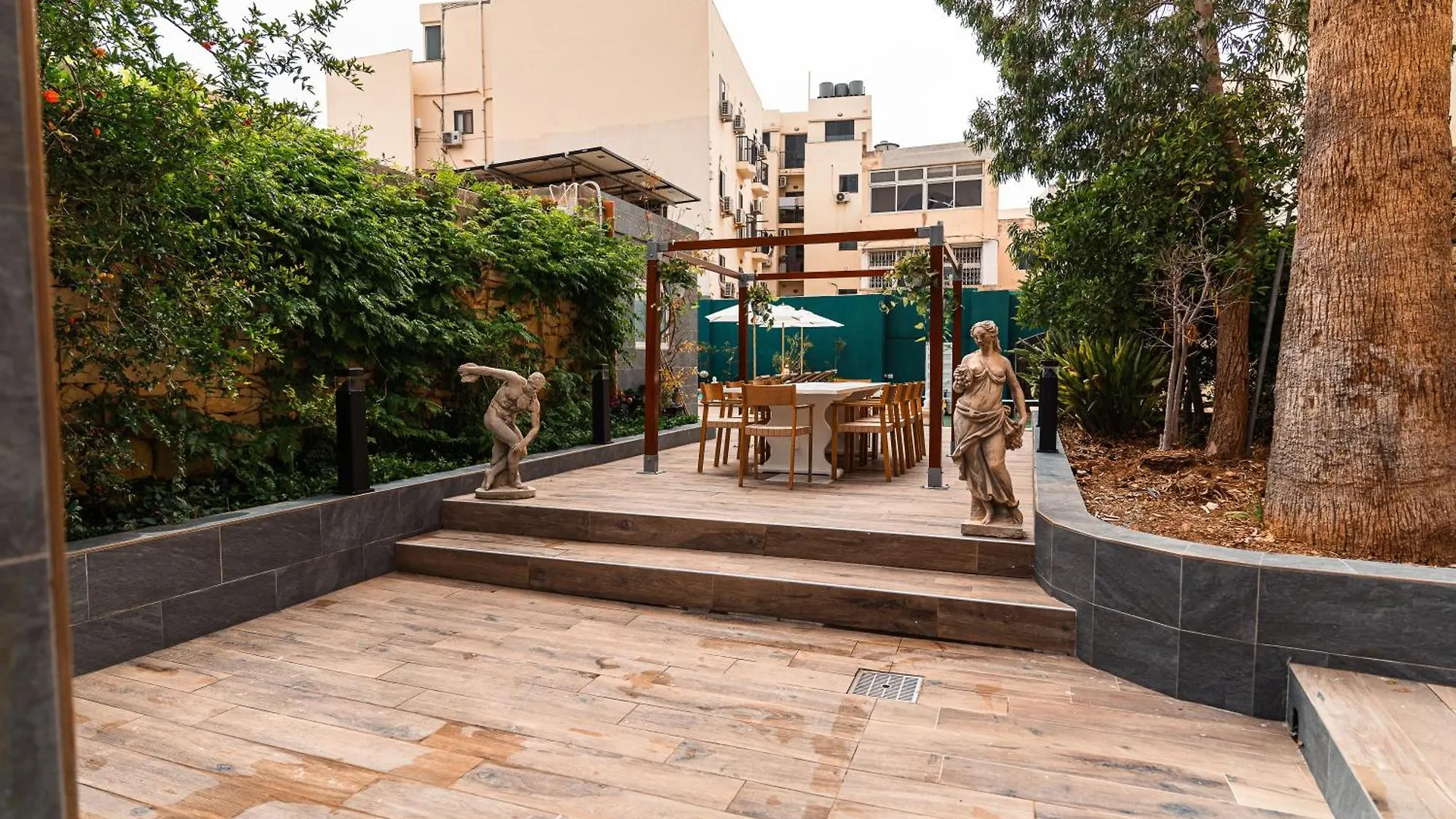 Suite 5 At Palazzo Seraphim Boutique Living In St Julians Saint Julian's Guest house